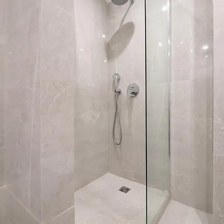 Apartamento Stylish In East