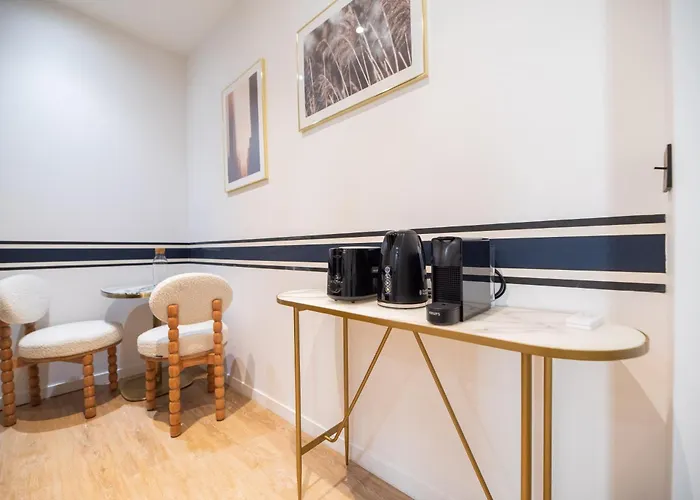Apartman Stylish In East